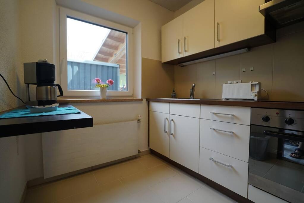 Stylish & Spacious Apartment With Patio Stams Esterno foto
