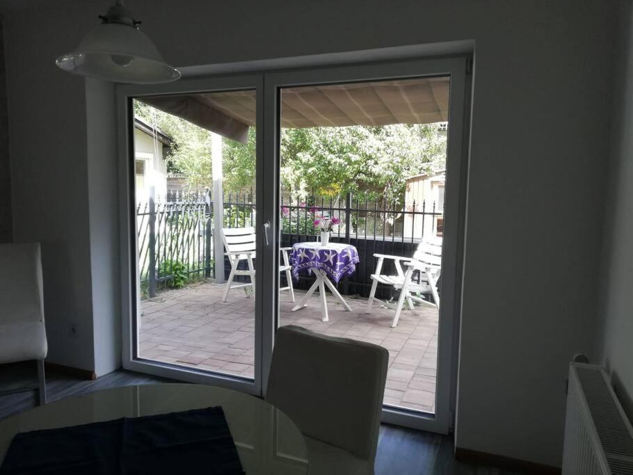 Stylish & Spacious Apartment With Patio Stams Esterno foto