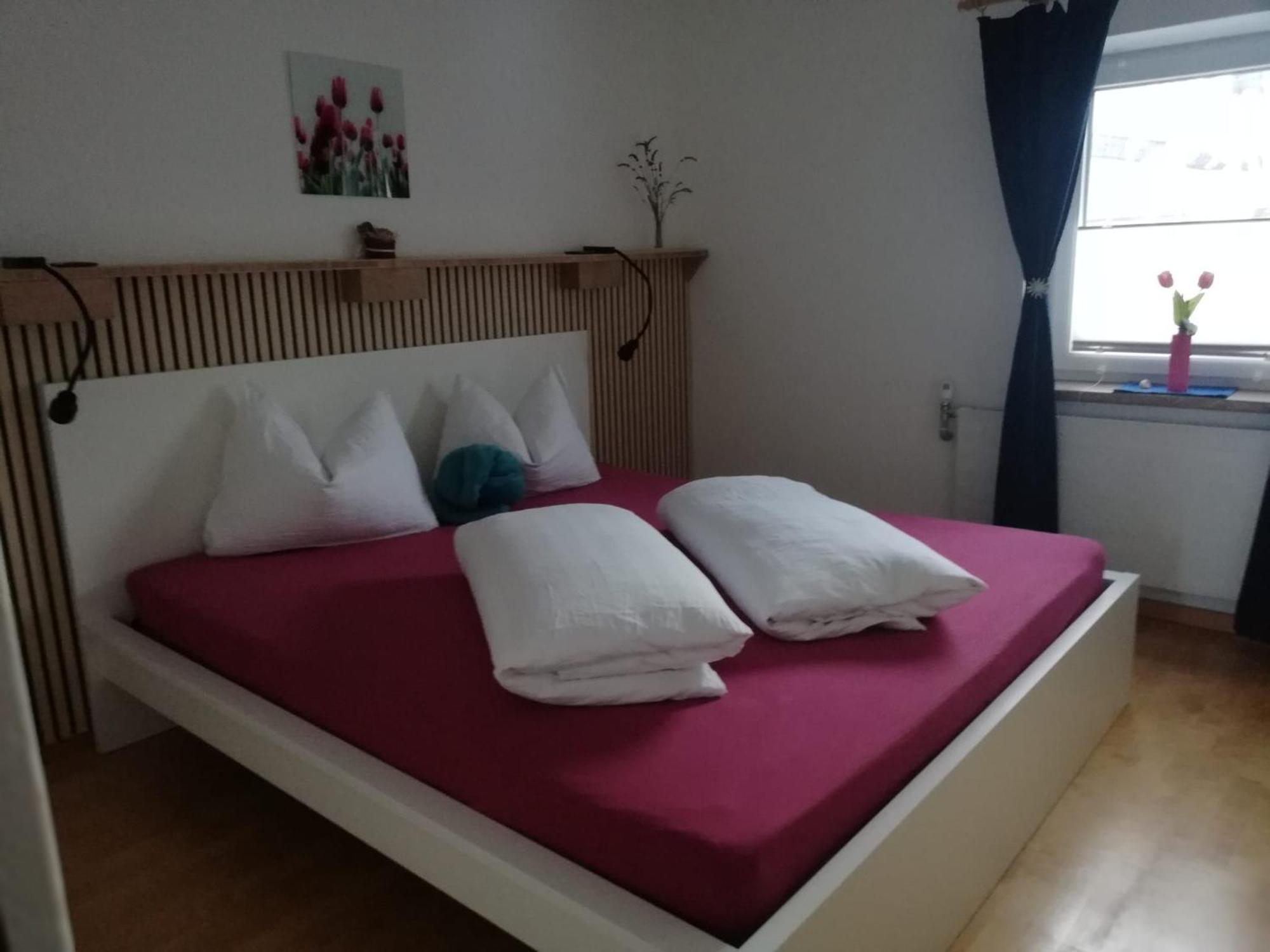 Stylish & Spacious Apartment With Patio Stams Esterno foto